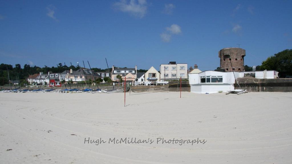 Eden House & Aquila House - Beach Apartments & Suites Saint Helier Exterior photo